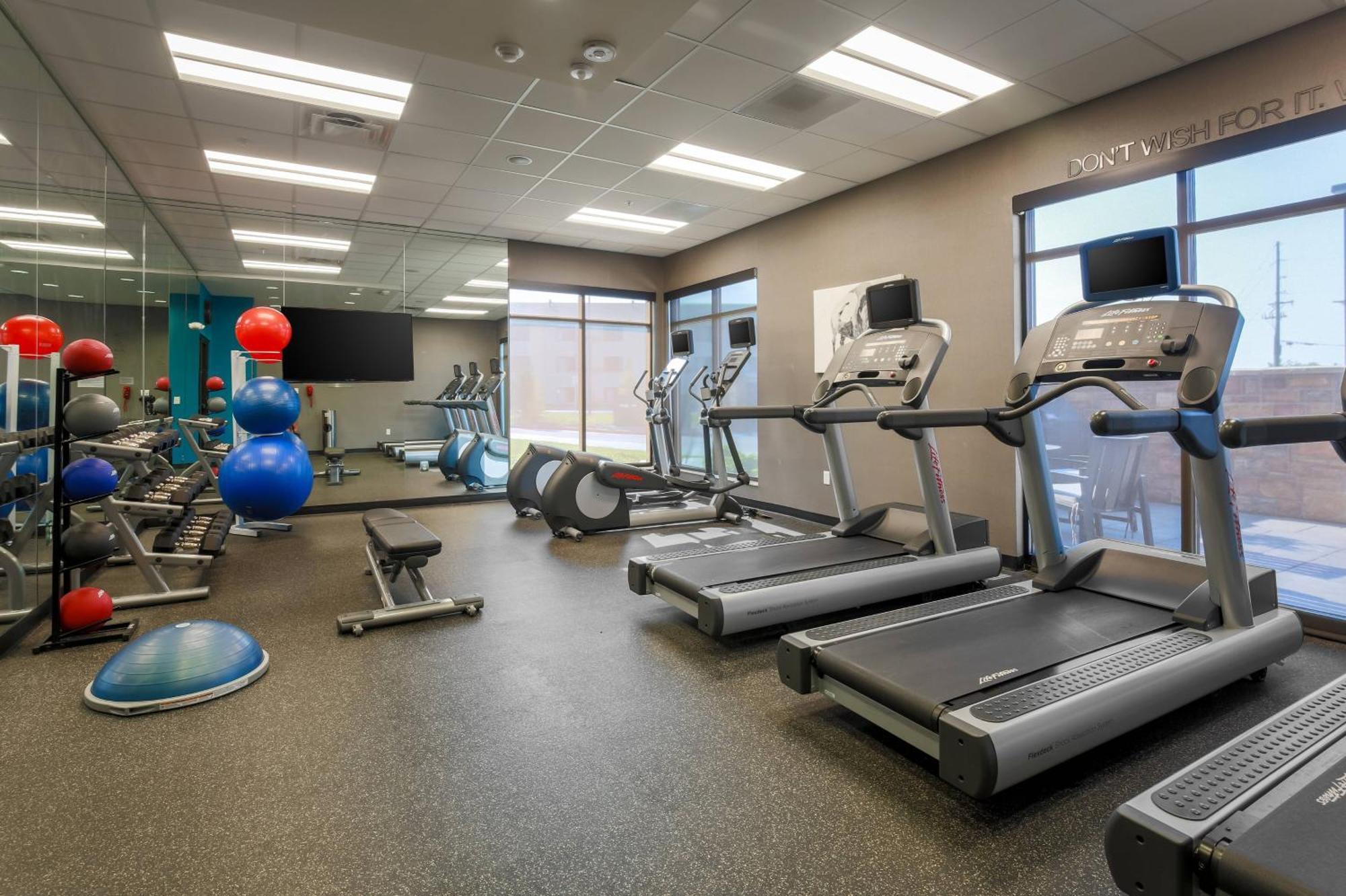 Fairfield & By Marriott Southwest/downtown Area Hotel